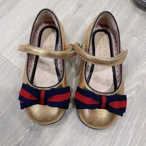 Gucci Mary Jane Baby shoes